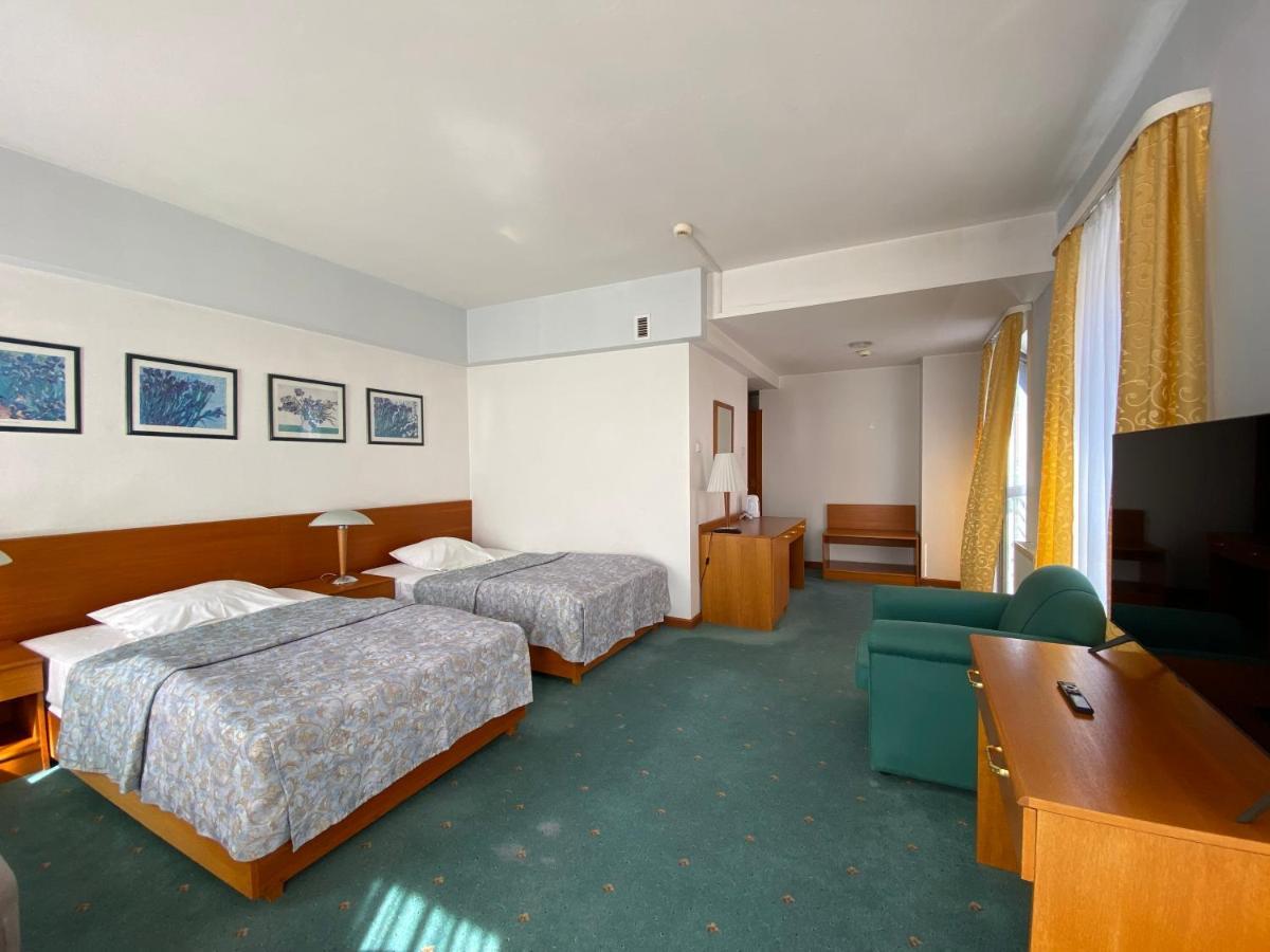 Elekt Czaplinek Otel Dış mekan fotoğraf
